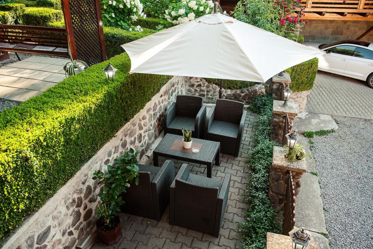 Hotel Casa Edy à Sovata Extérieur photo