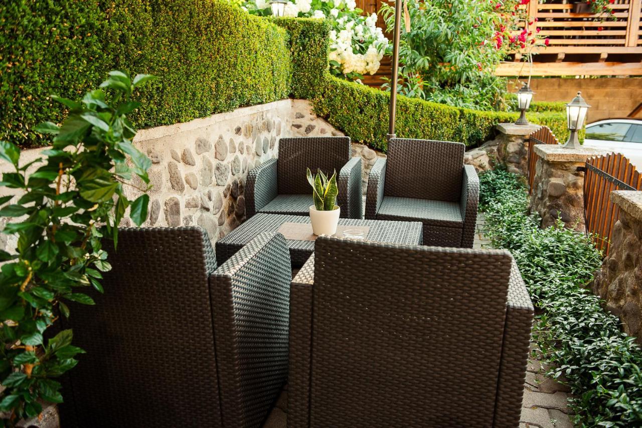 Hotel Casa Edy à Sovata Extérieur photo